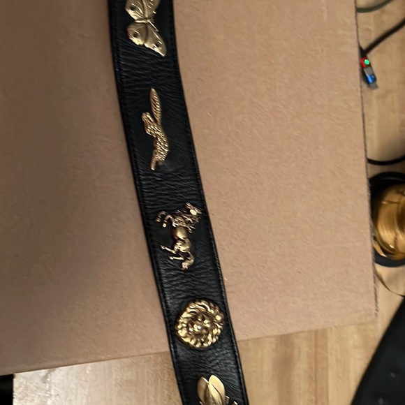 Gucci GG Animal Stud Black Leather Belt- size 120cm - Picture 12 of 15